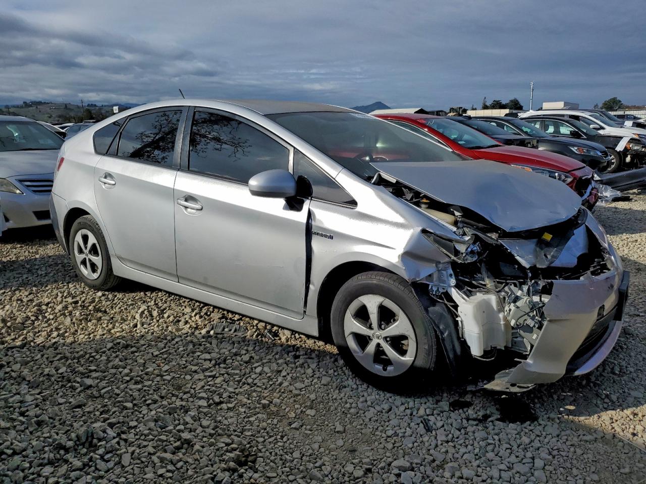 2013 TOYOTA PRIUS photo 4