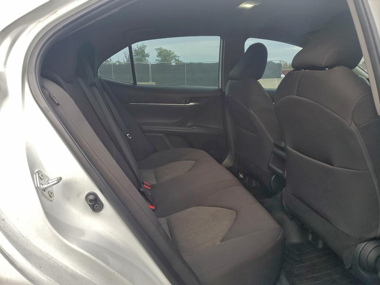 2023 TOYOTA CAMRY LE photo 10