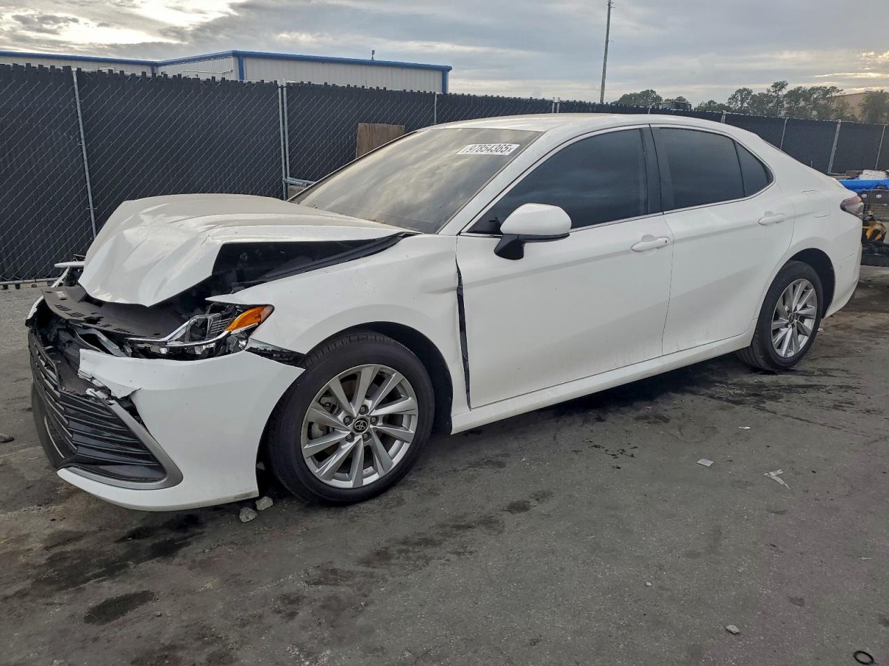 2023 TOYOTA CAMRY