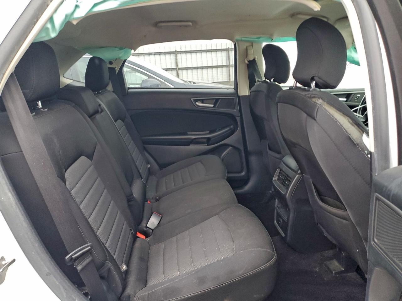 2015 FORD EDGE SE photo 21