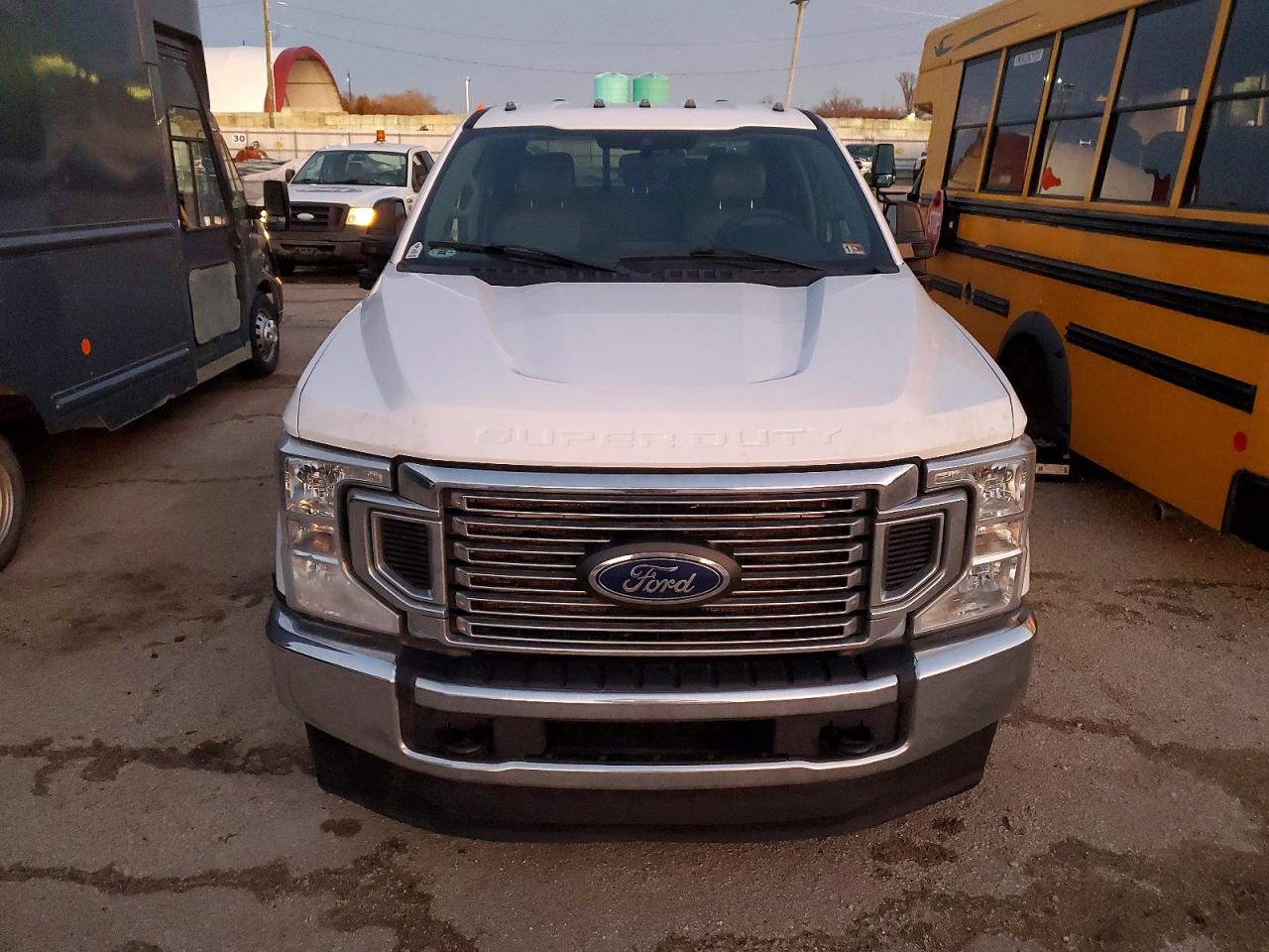 2022 FORD F350 SUPER DUTY photo 5