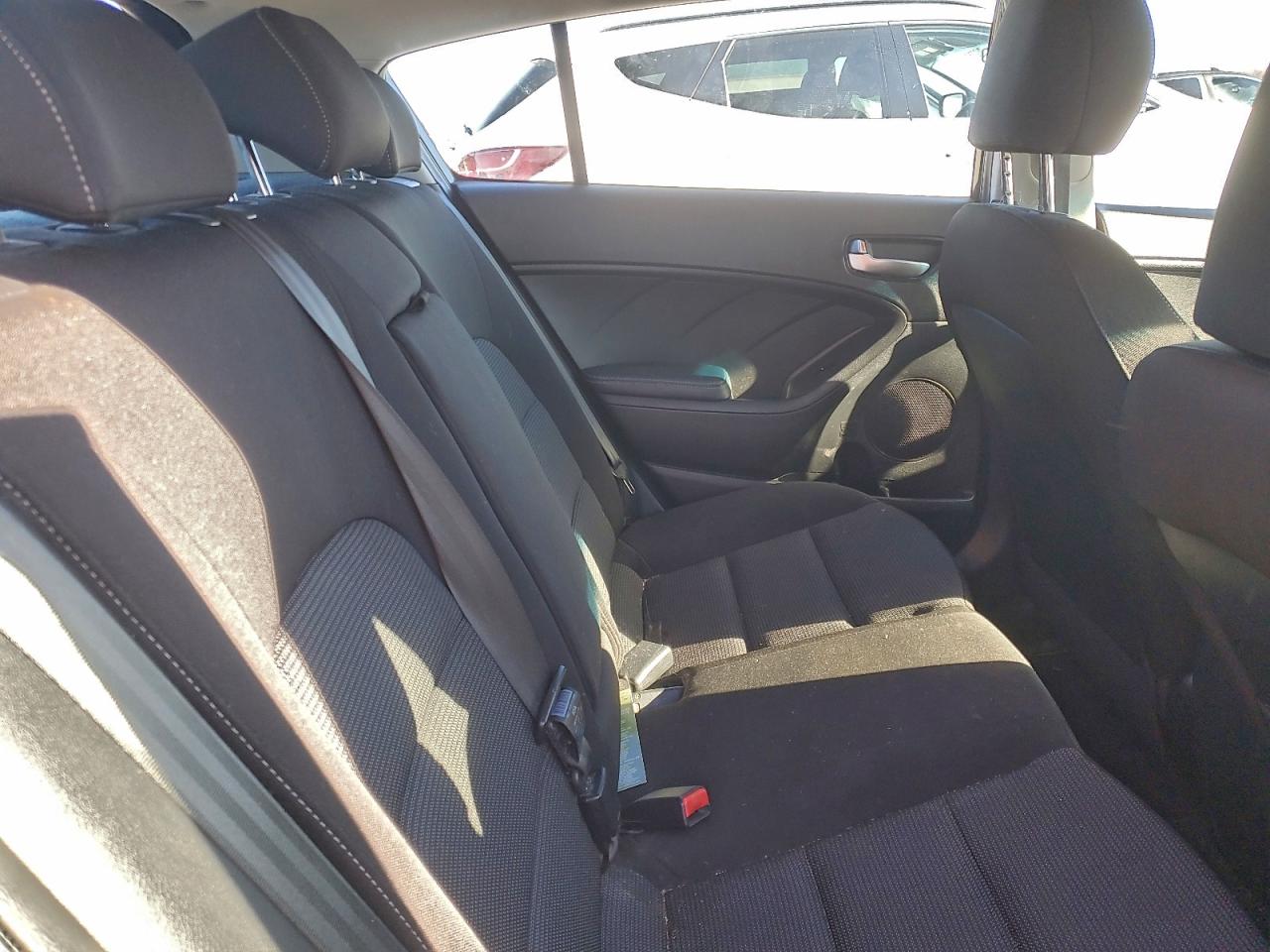 2017 KIA FORTE LX photo 10