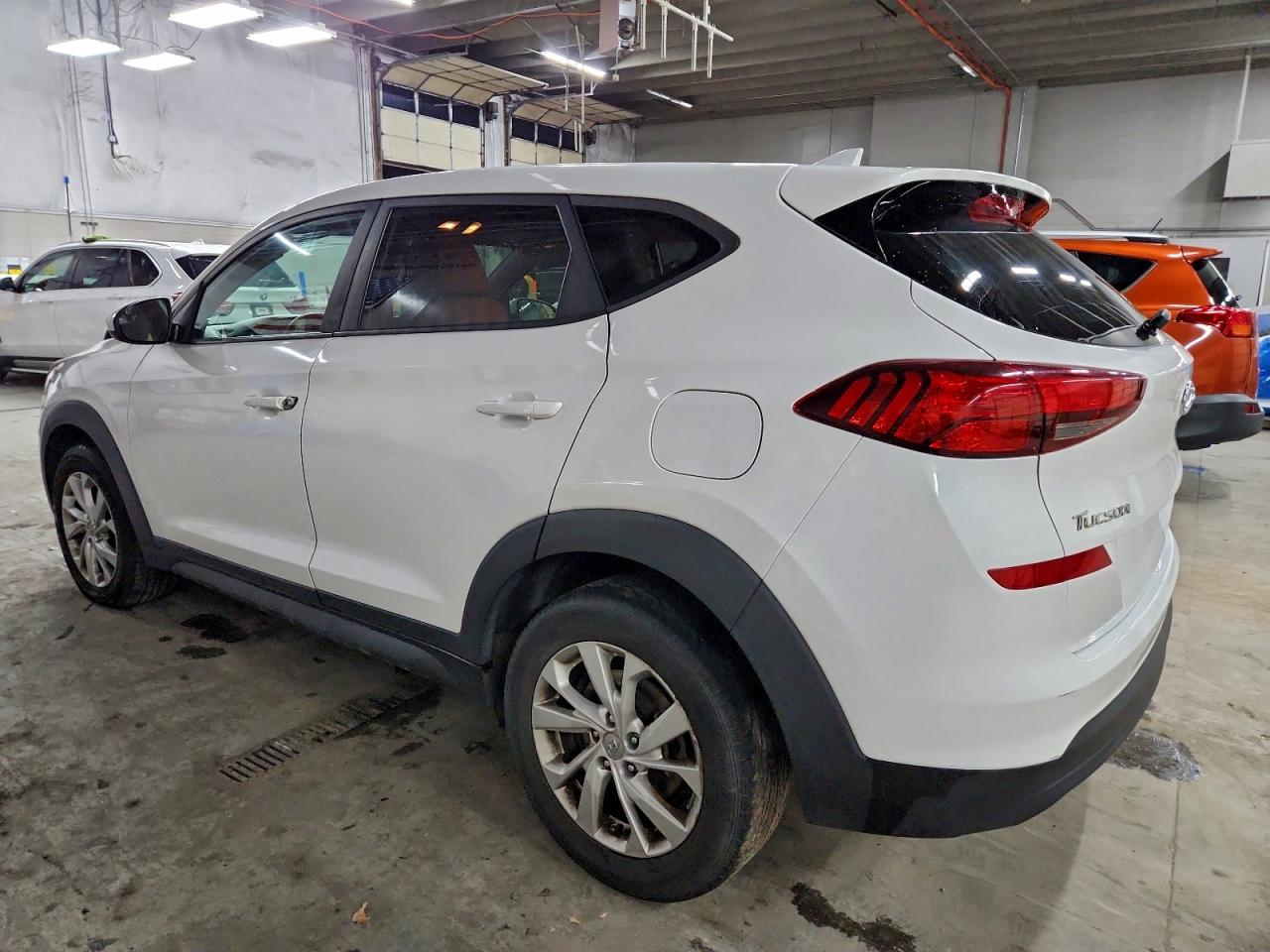 2020 HYUNDAI TUCSON SE photo 2