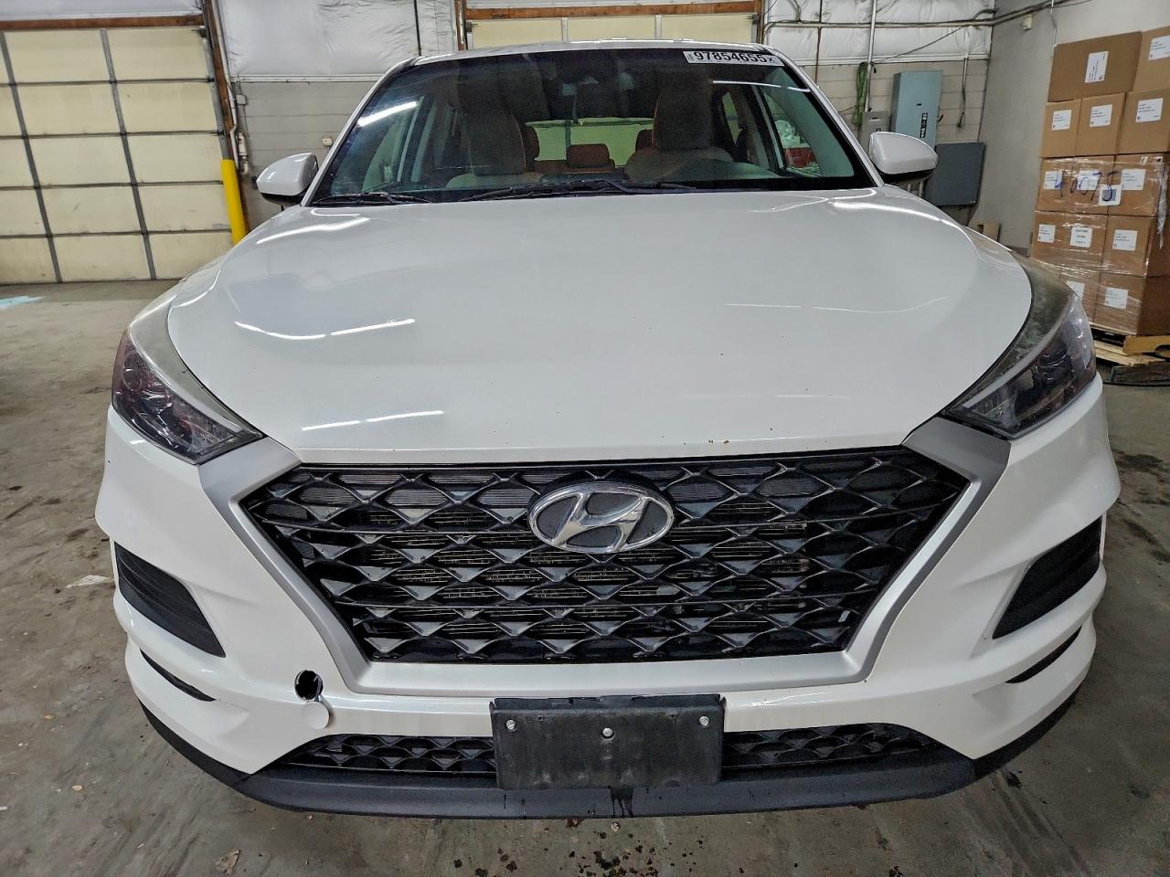 2020 HYUNDAI TUCSON SE photo 5