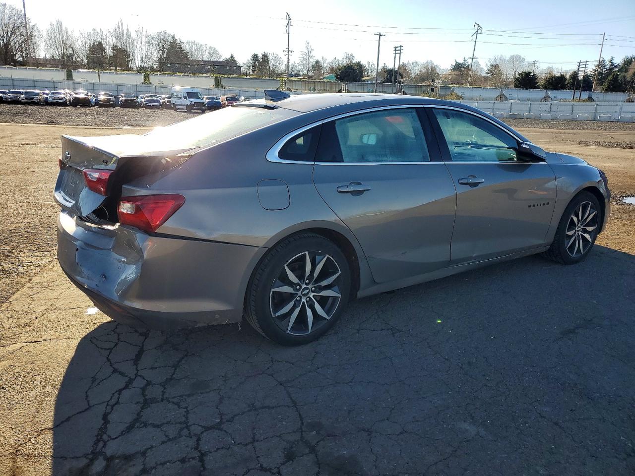 2018 CHEVROLET MALIBU LT photo 3