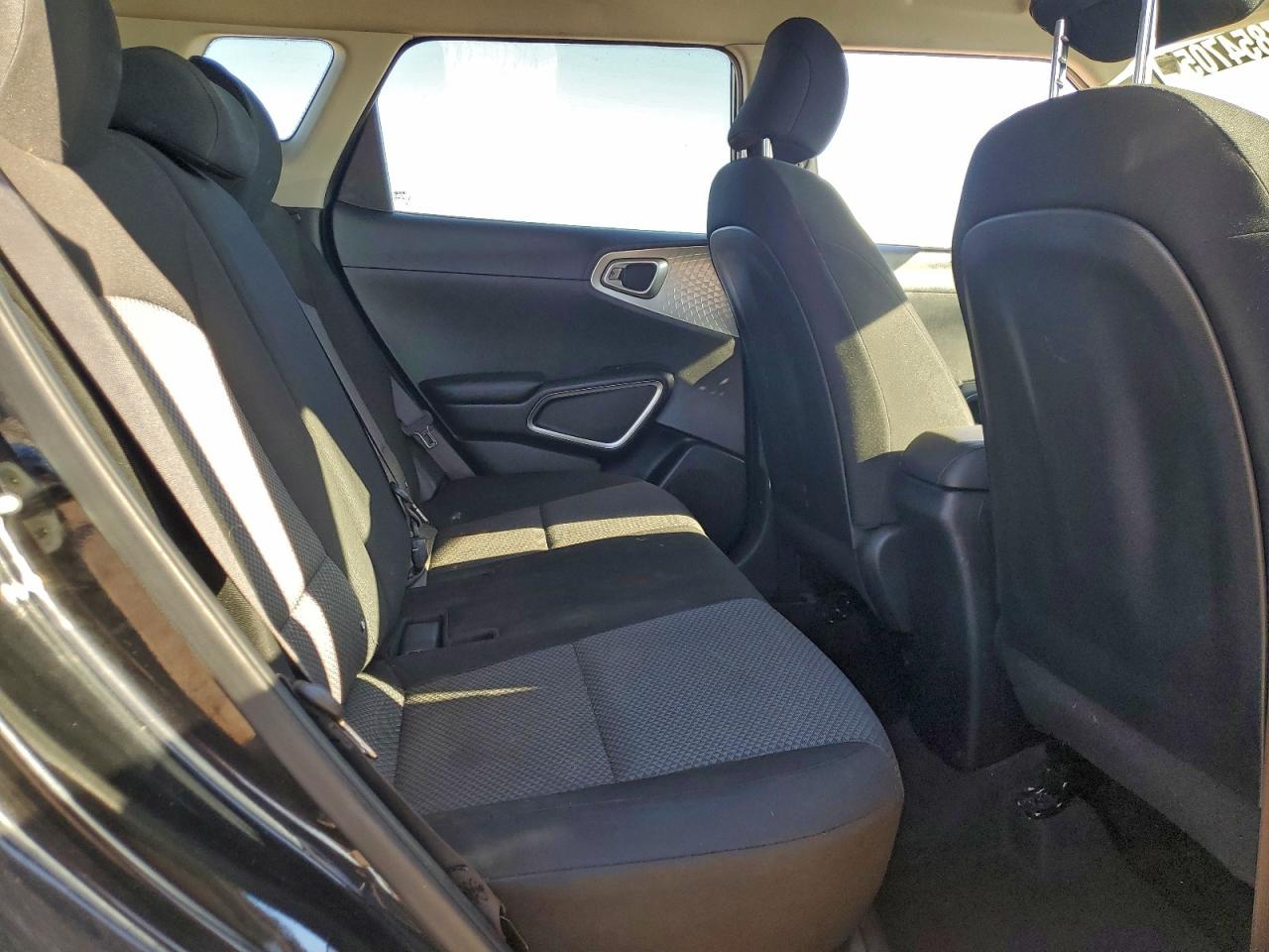 2020 KIA SOUL LX photo 11