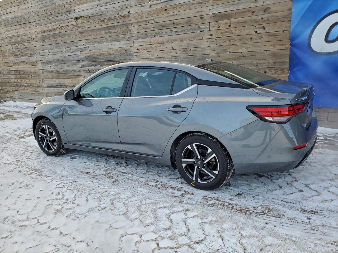 2024 NISSAN SENTRA SV photo 2