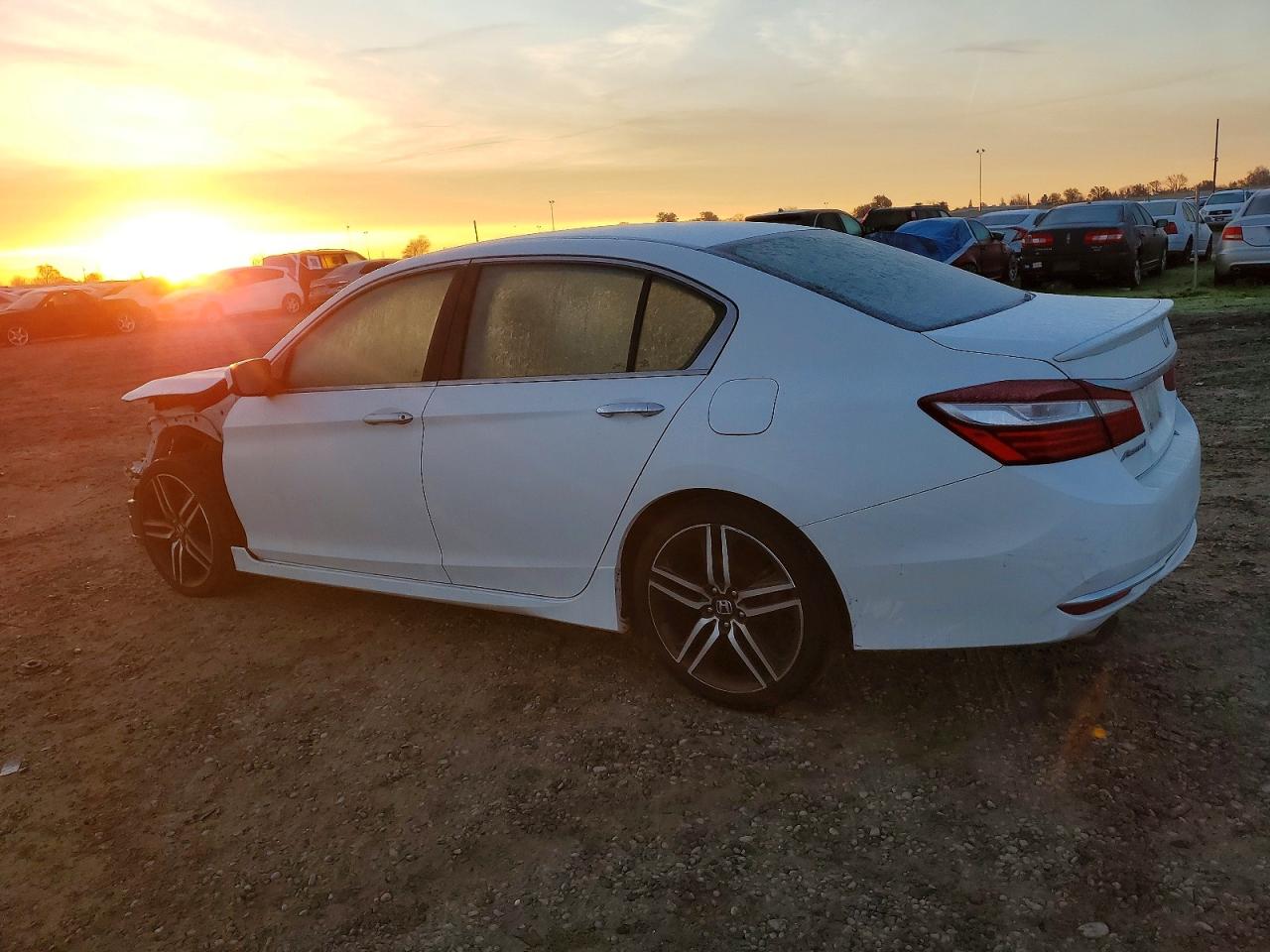 2016 HONDA ACCORD SPORT photo 2