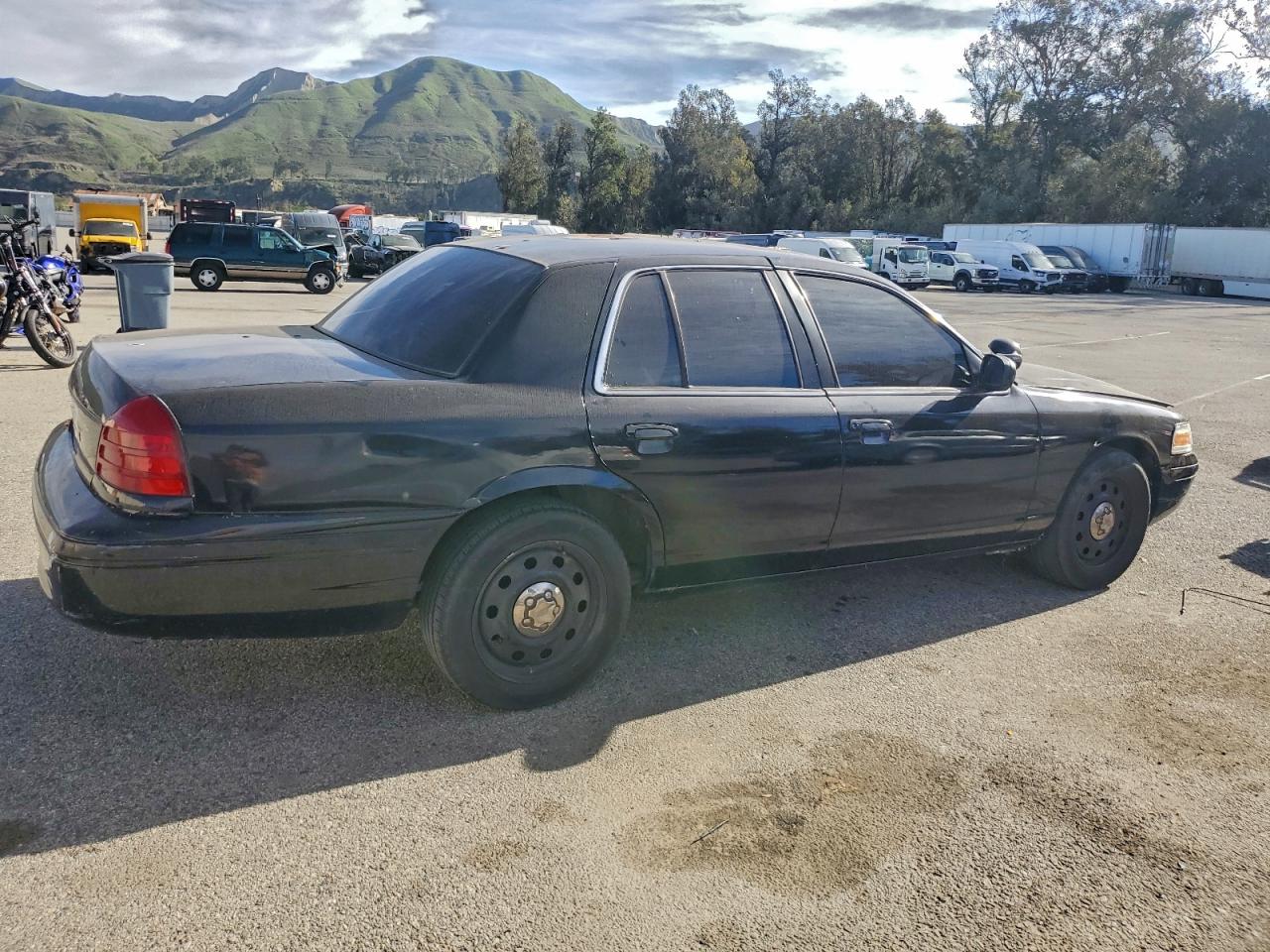 2008 FORD CROWN VICTORIA POLICE INTERCEPTOR photo 3