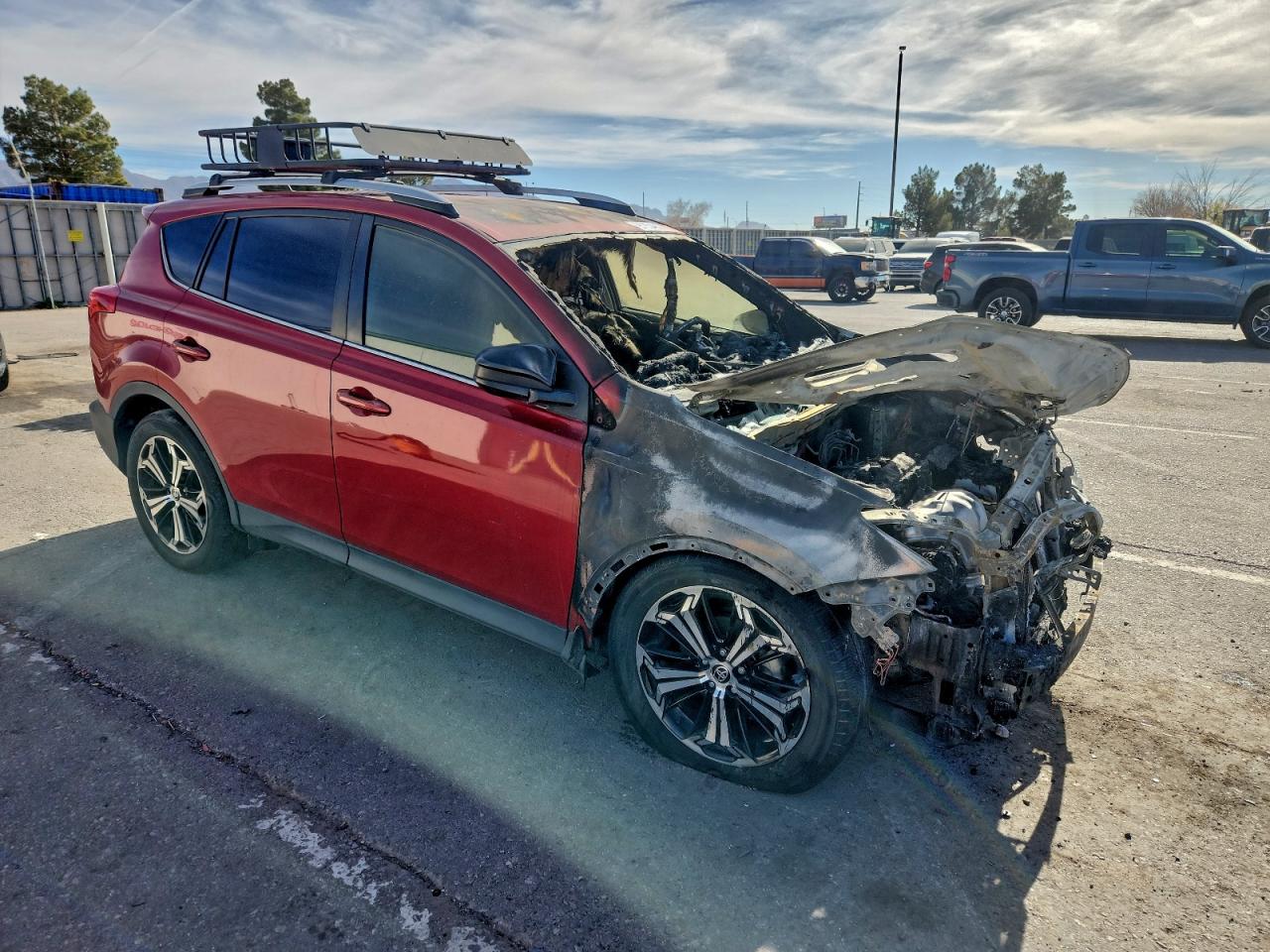 2015 TOYOTA RAV4 LE photo 4