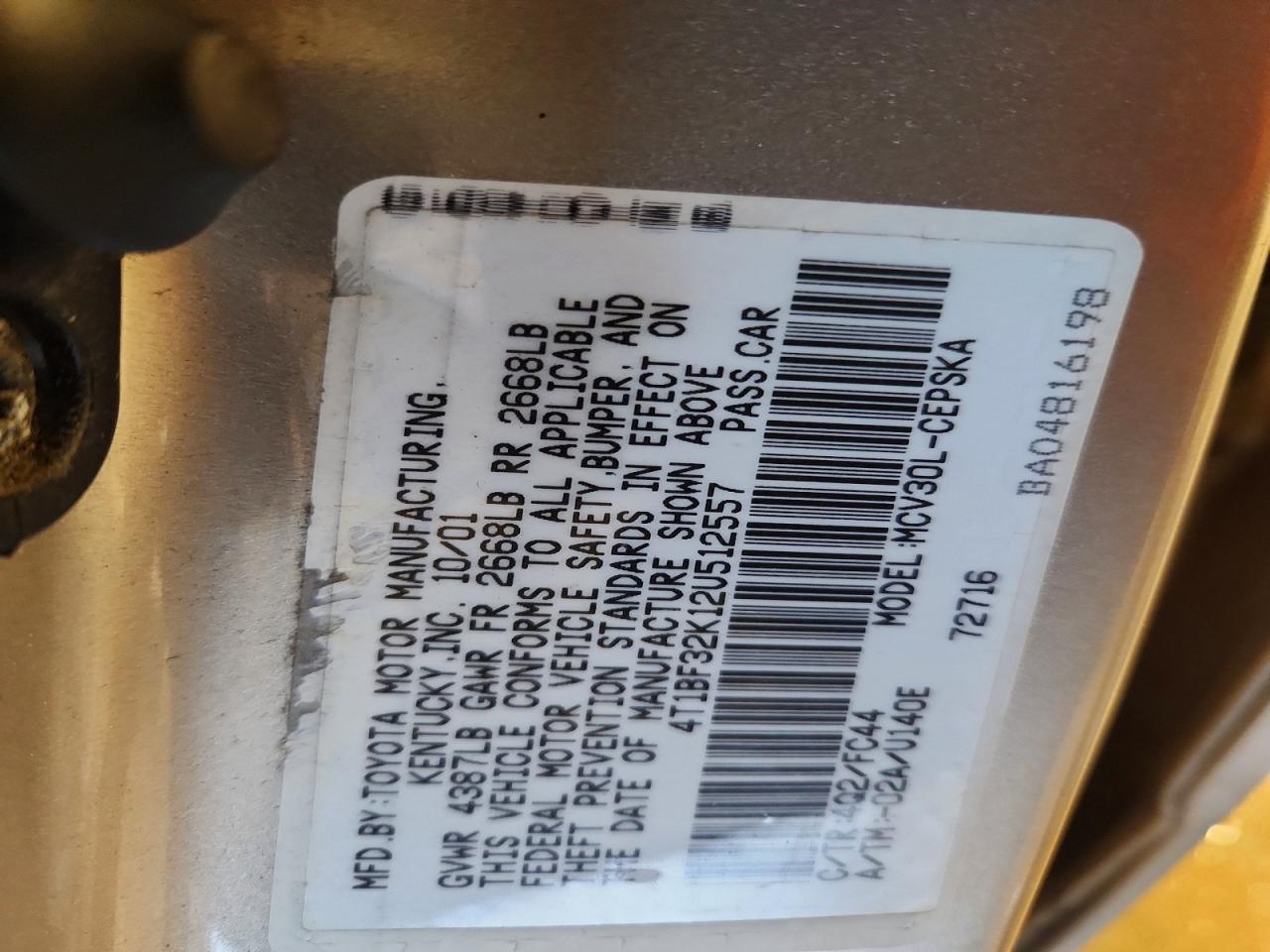 2002 TOYOTA CAMRY LE photo 12