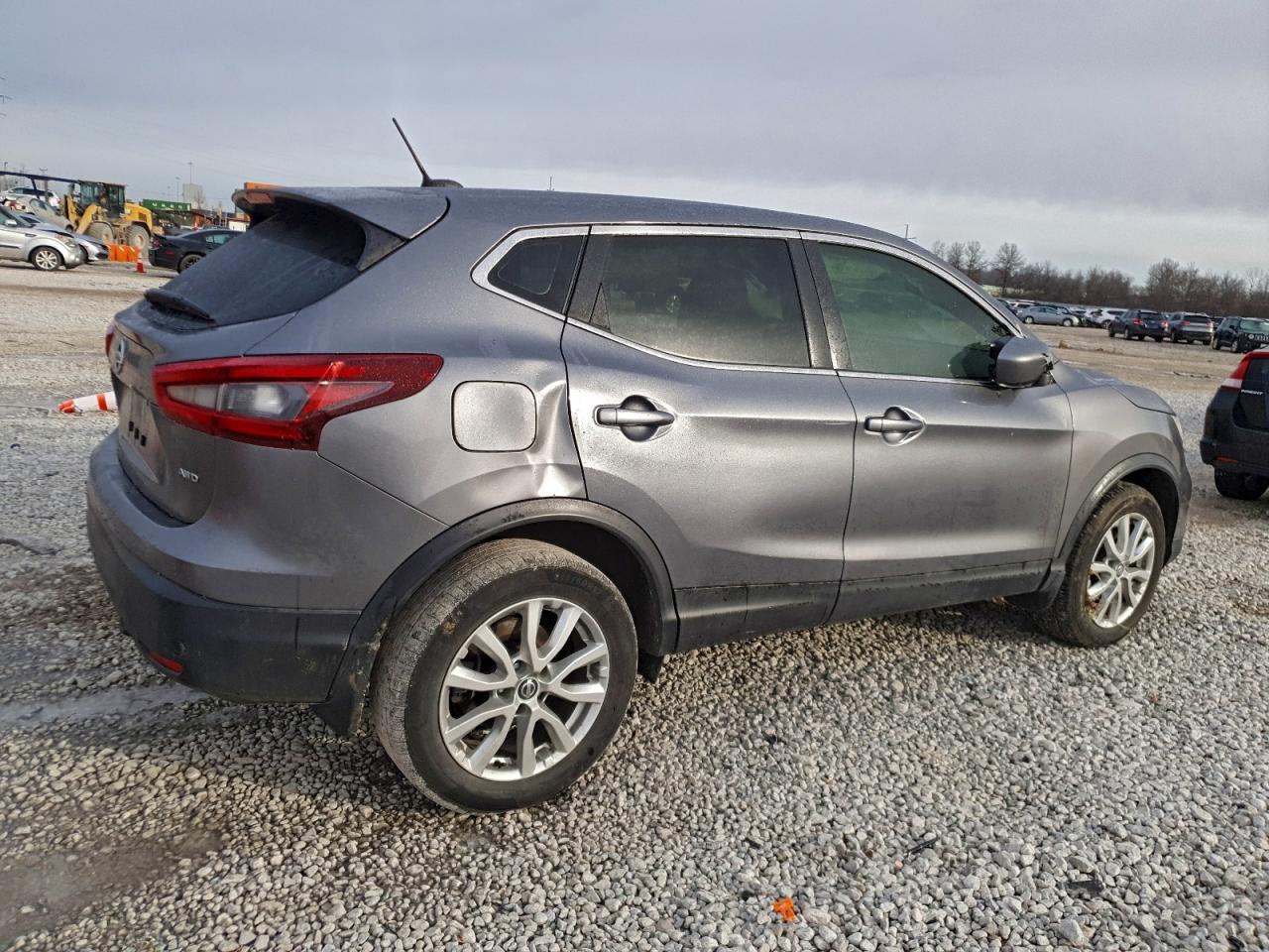 2020 NISSAN ROGUE SPORT S photo 3