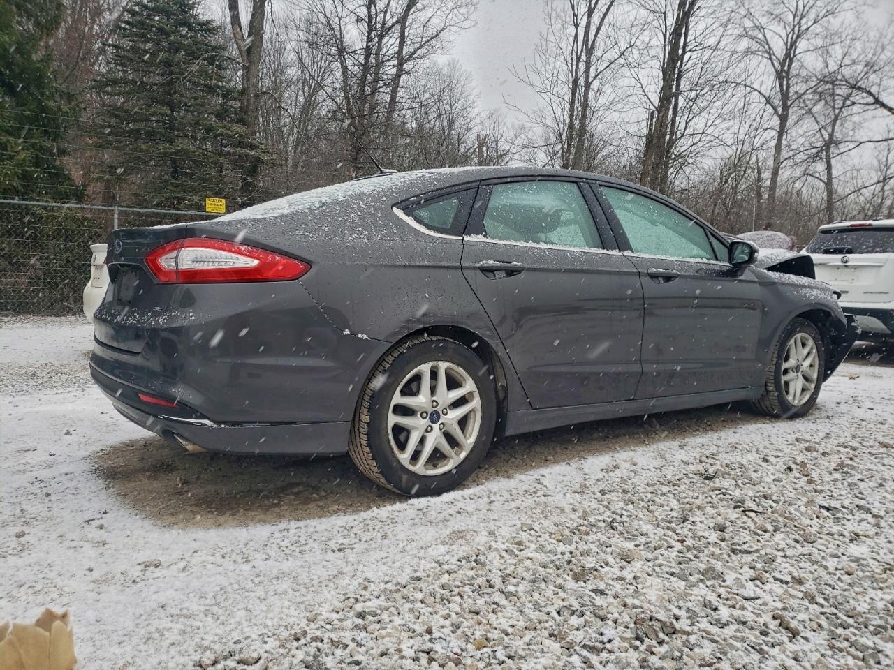 2015 FORD FUSION SE photo 5