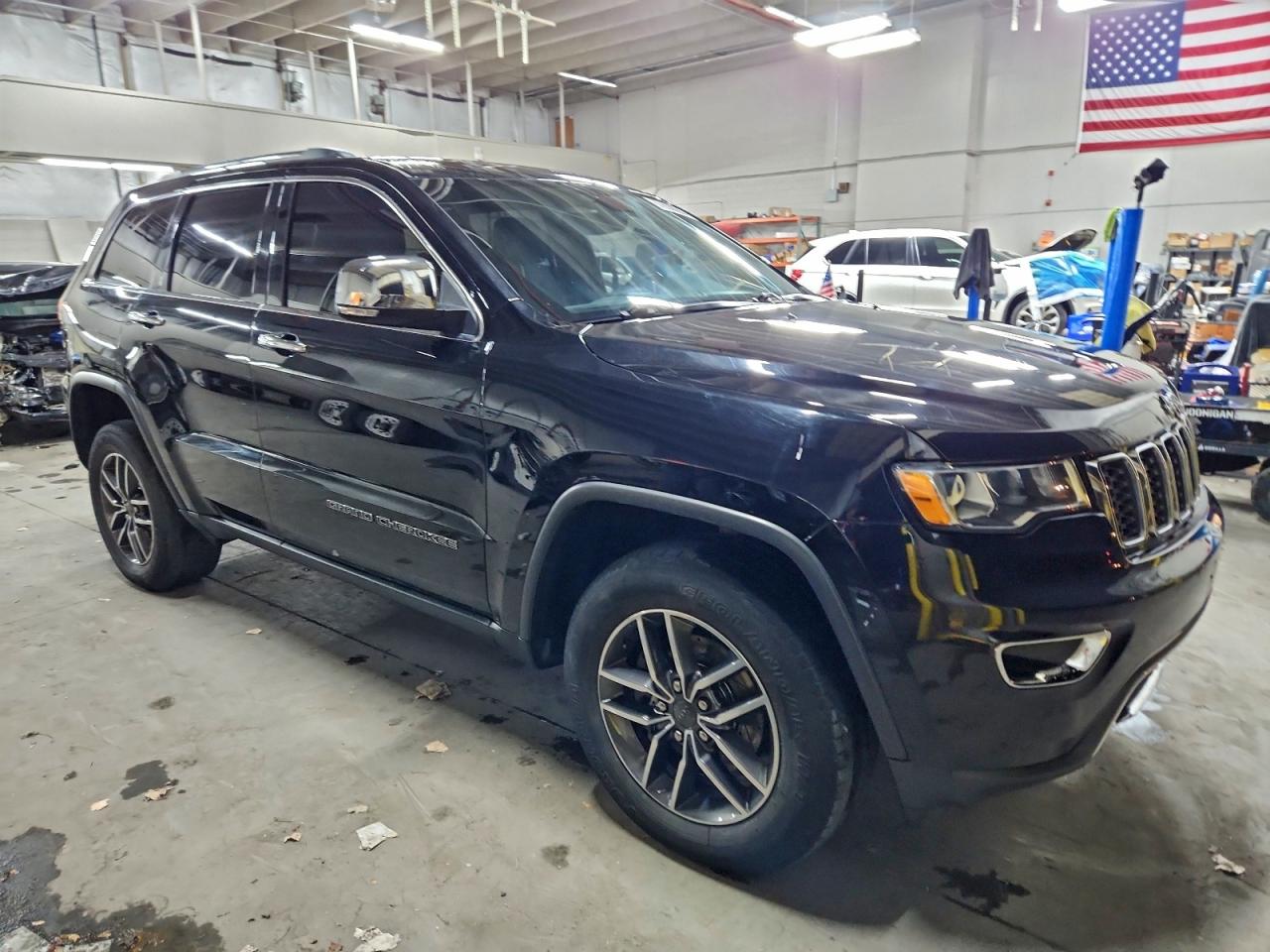 2019 JEEP GRAND CHEROKEE LIMITED photo 10