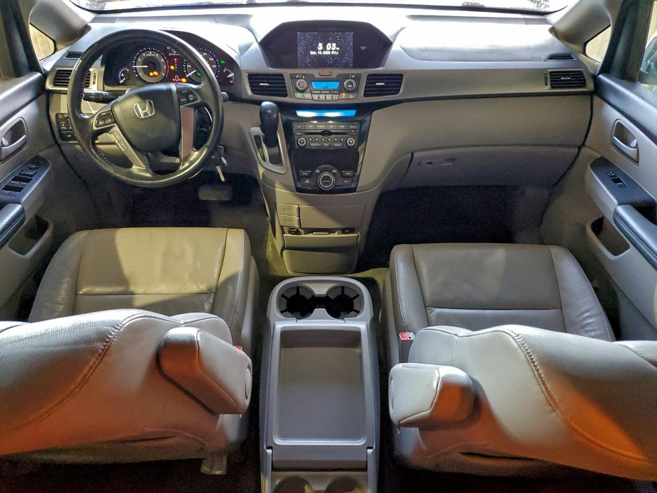 2012 HONDA ODYSSEY EXL photo 3