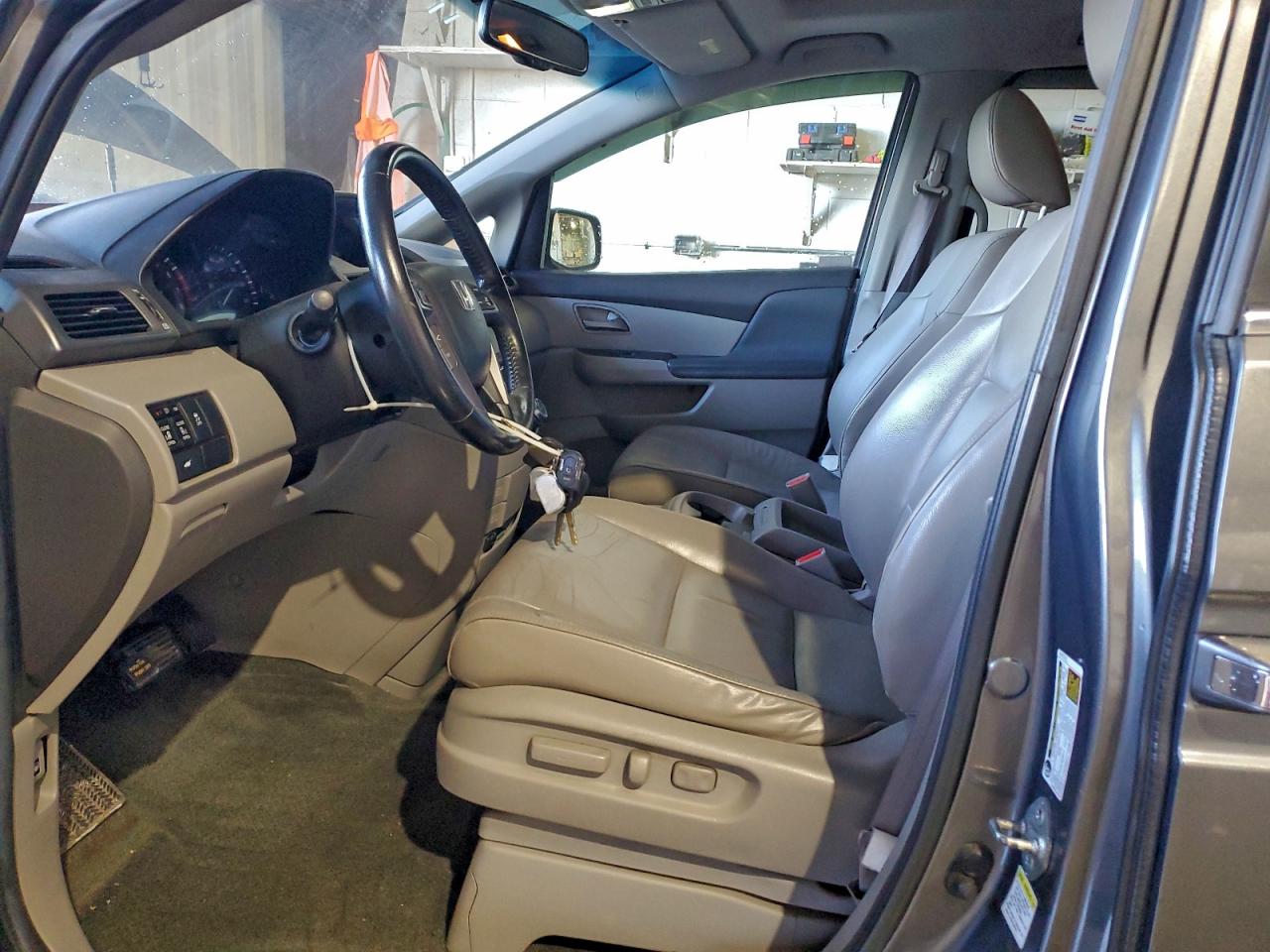 2012 HONDA ODYSSEY EXL photo 2