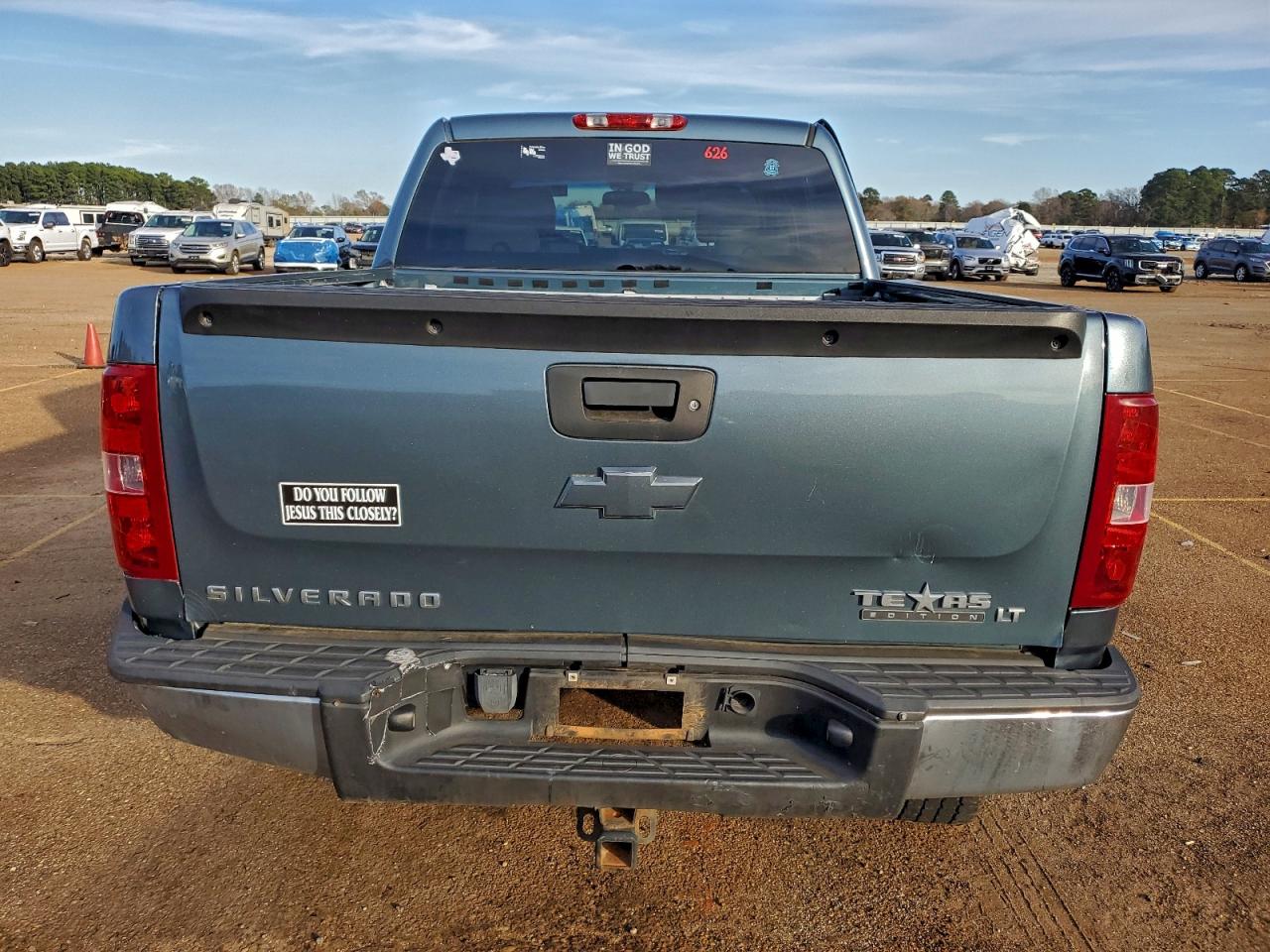 2009 CHEVROLET SILVERADO C1500 LT photo 6