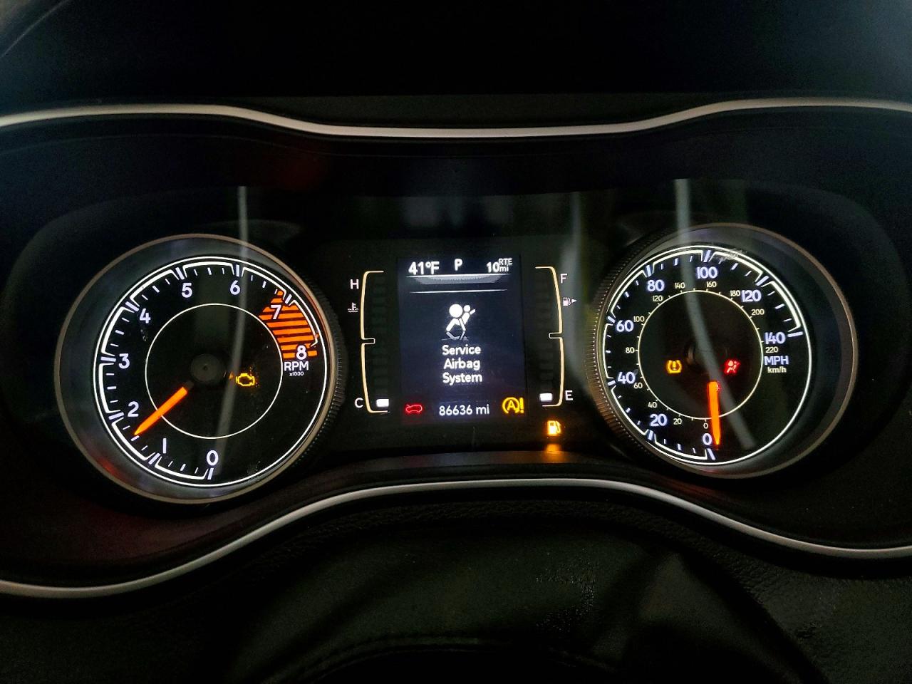 2019 JEEP CHEROKEE LATITUDE PLUS photo 9