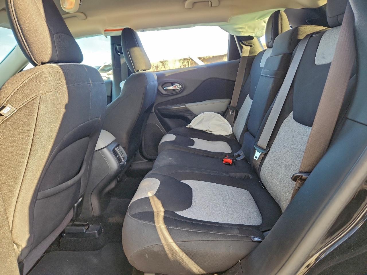 2014 JEEP CHEROKEE LATITUDE photo 11