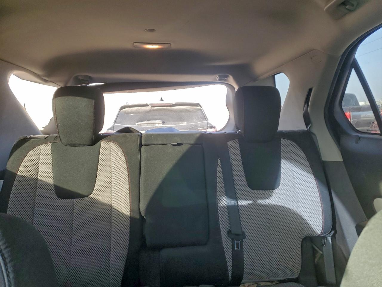 2015 CHEVROLET EQUINOX LT photo 10