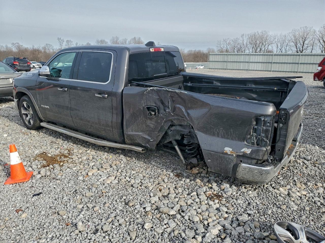 2021 RAM 1500 LARAMIE photo 2