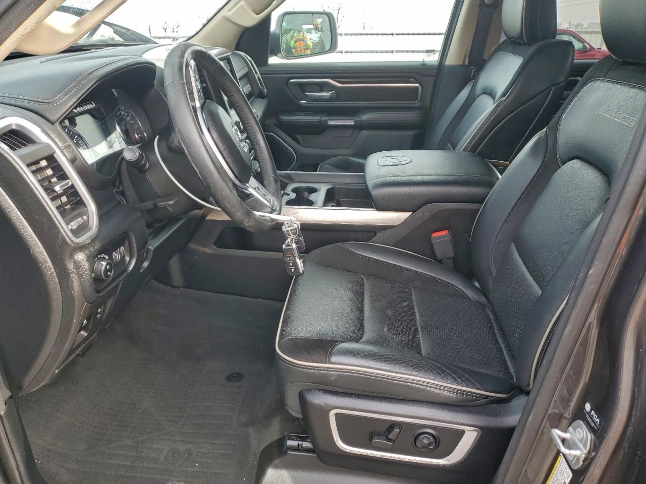 2021 RAM 1500 LARAMIE photo 7