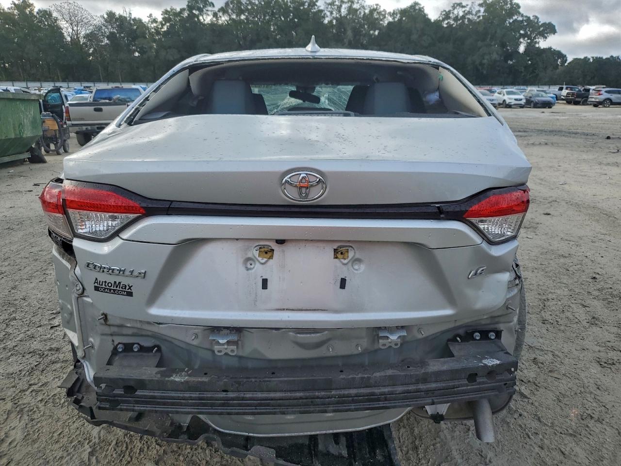 2022 TOYOTA COROLLA LE photo 6