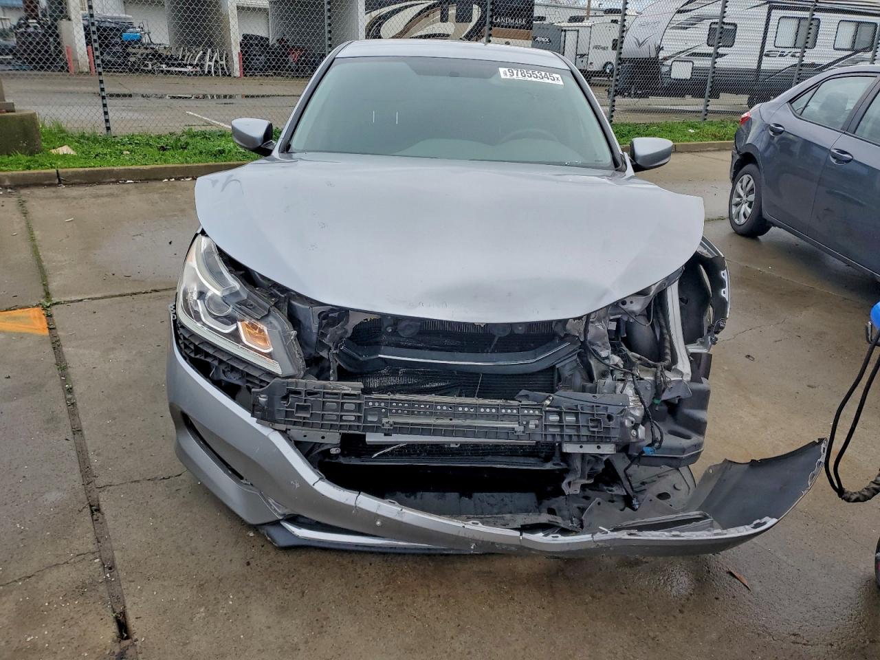 2017 HONDA ACCORD LX photo 5