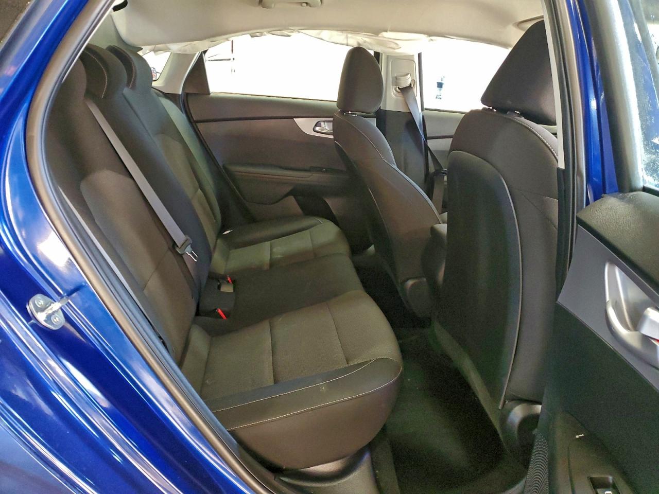 2023 KIA FORTE LX photo 10