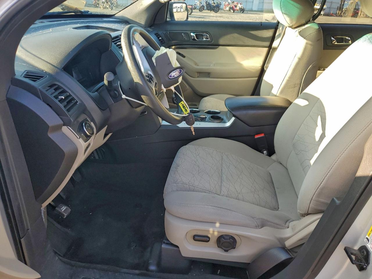 2014 FORD EXPLORER photo 7