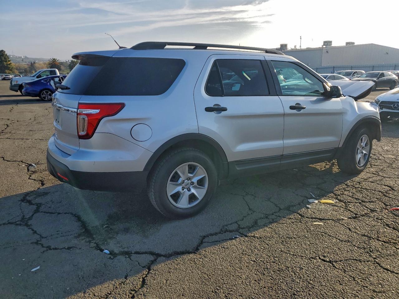 2014 FORD EXPLORER photo 3