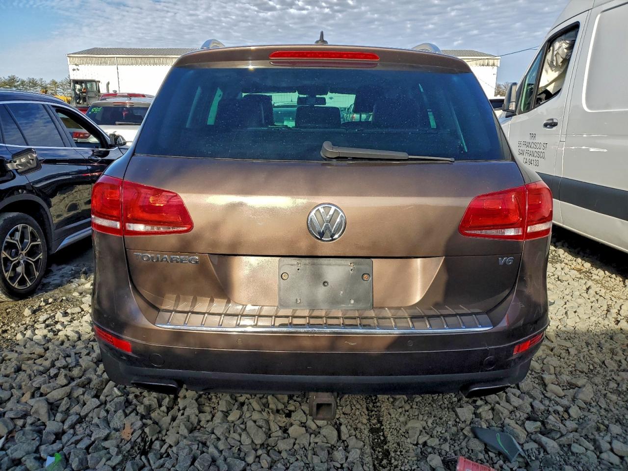 2011 VOLKSWAGEN TOUAREG V6 photo 6
