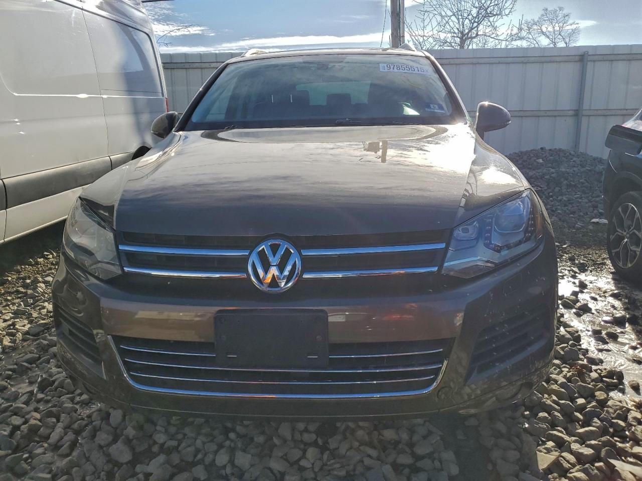 2011 VOLKSWAGEN TOUAREG V6 photo 5
