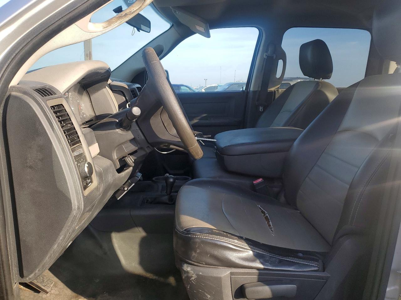 2012 DODGE RAM 3500 ST photo 19