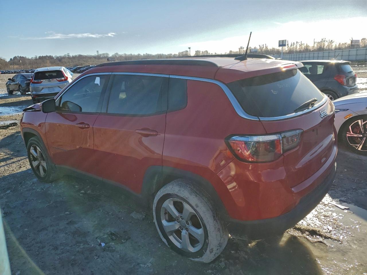 2017 JEEP COMPASS LATITUDE photo 3