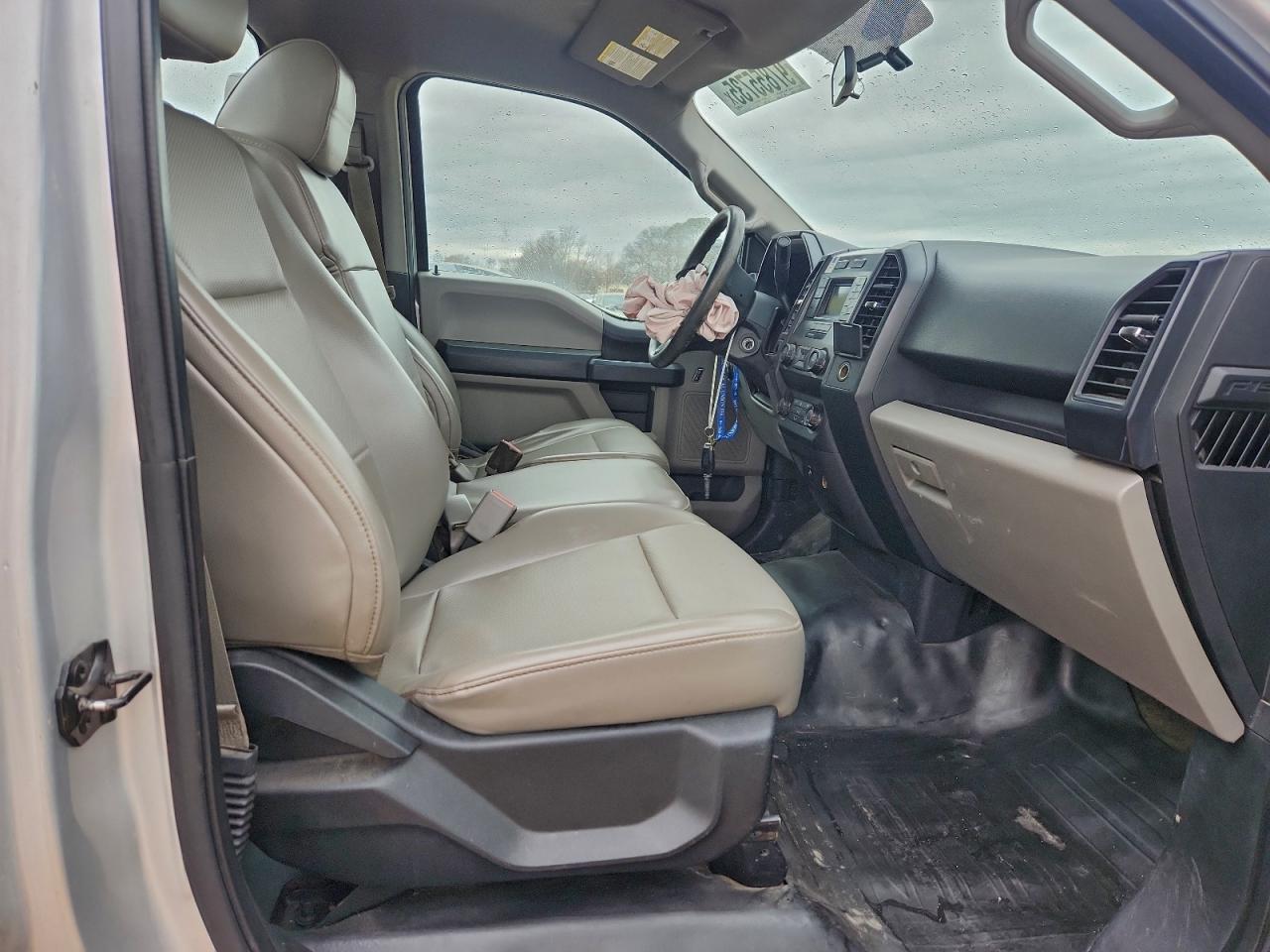 2017 FORD F150 photo 10