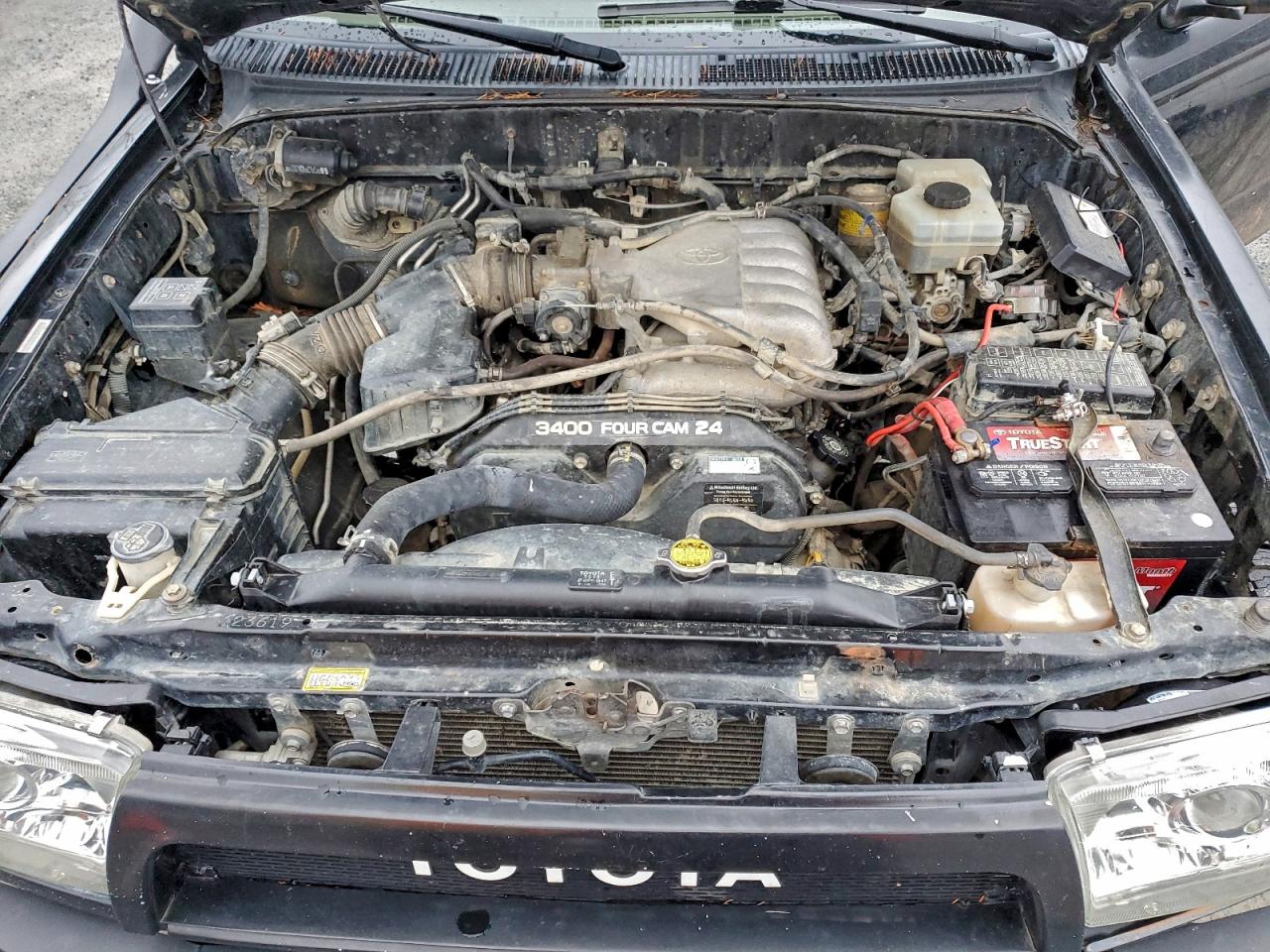 2002 TOYOTA 4RUNNER SR5 photo 12