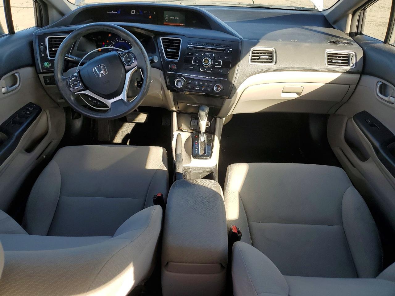 2013 HONDA CIVIC LX photo 8