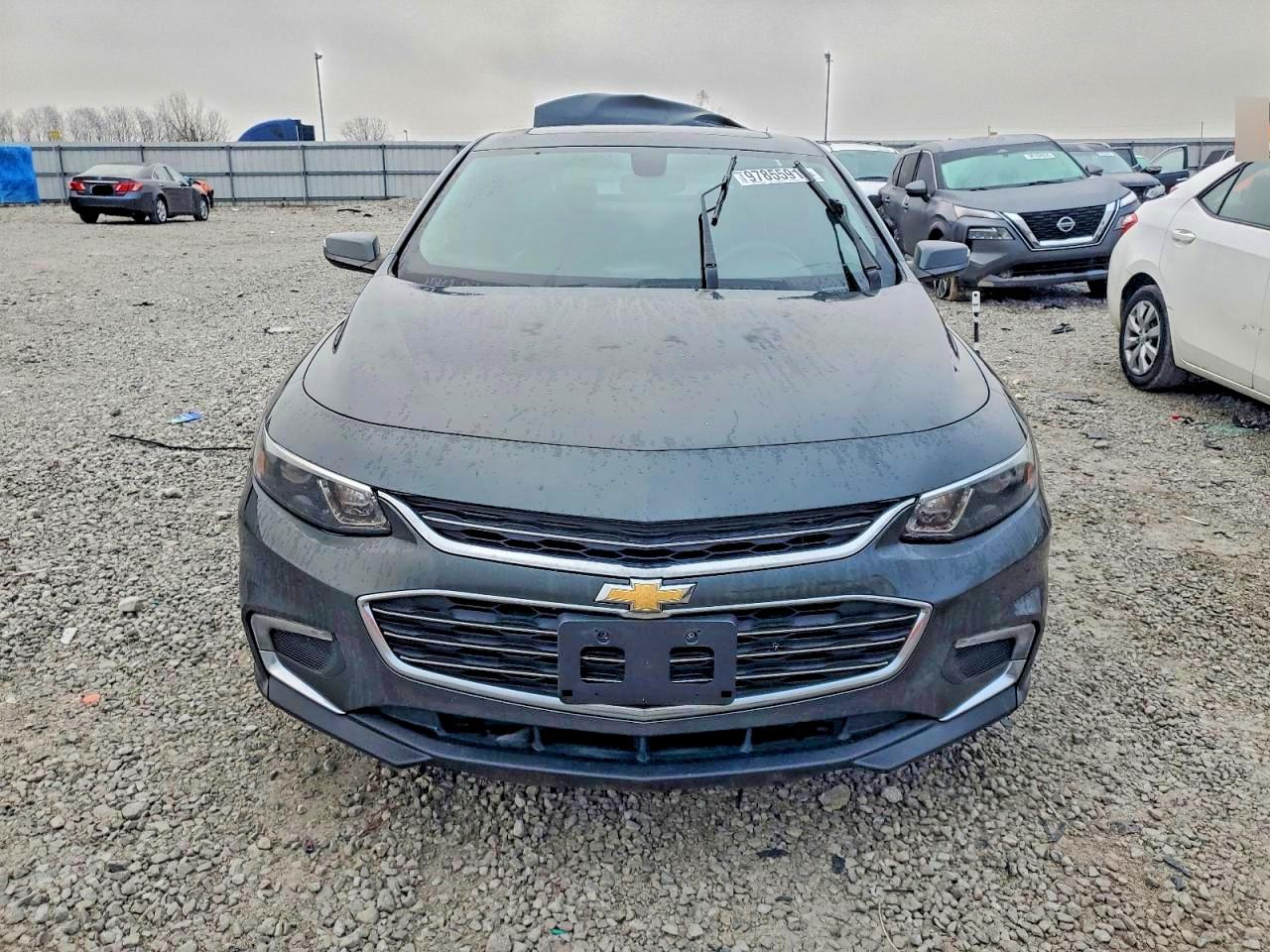 2017 CHEVROLET MALIBU LT photo 5