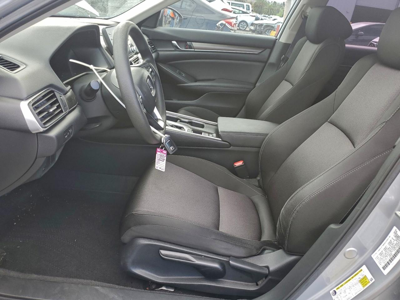 2020 HONDA ACCORD LX photo 7