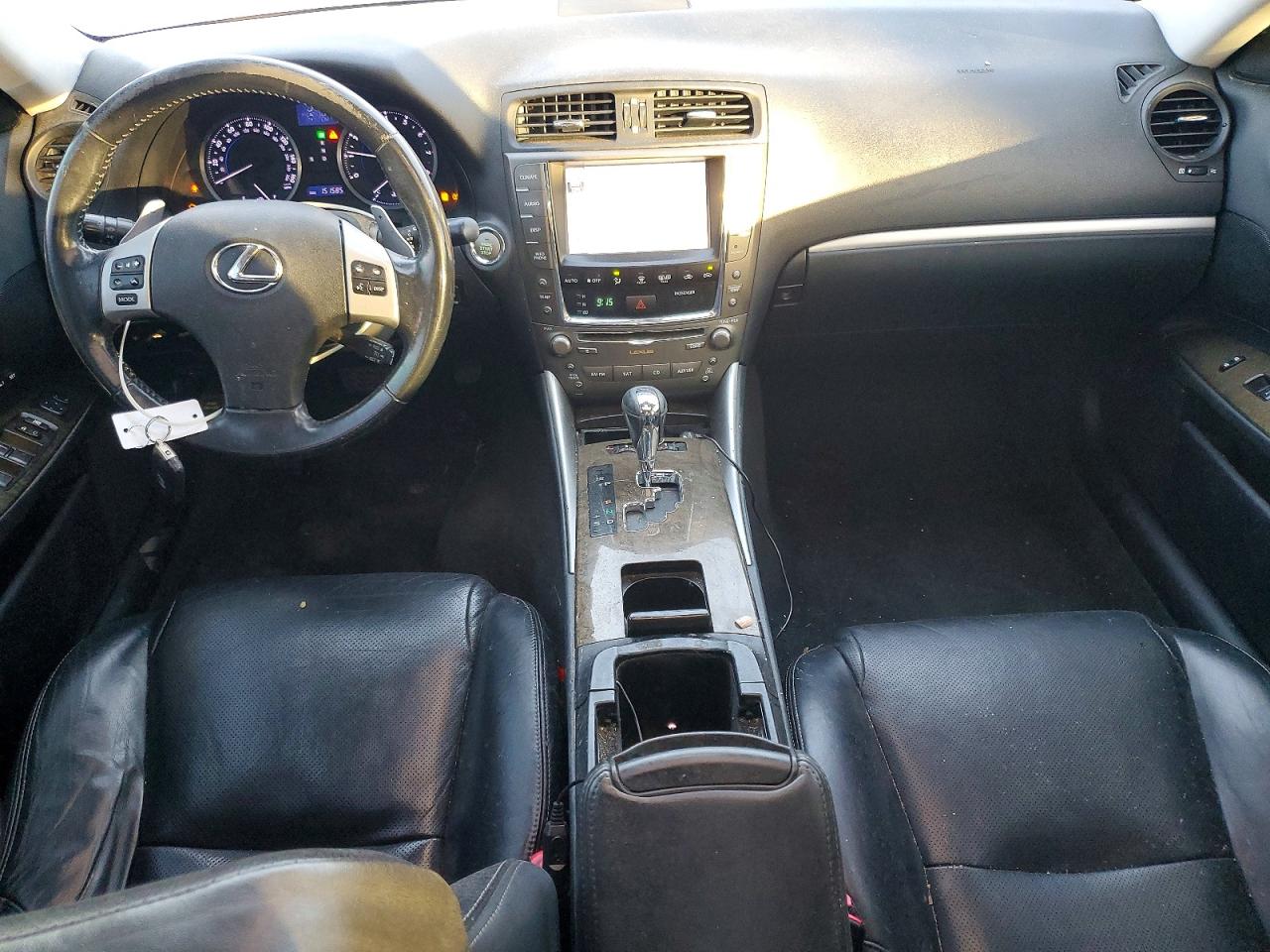 2011 LEXUS IS 250 photo 8