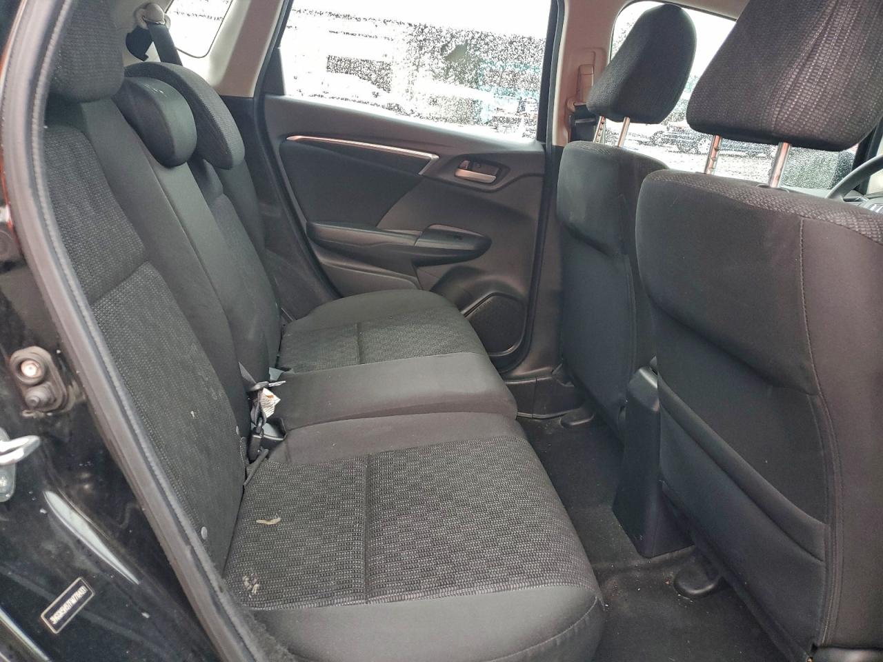 2015 HONDA FIT LX photo 19
