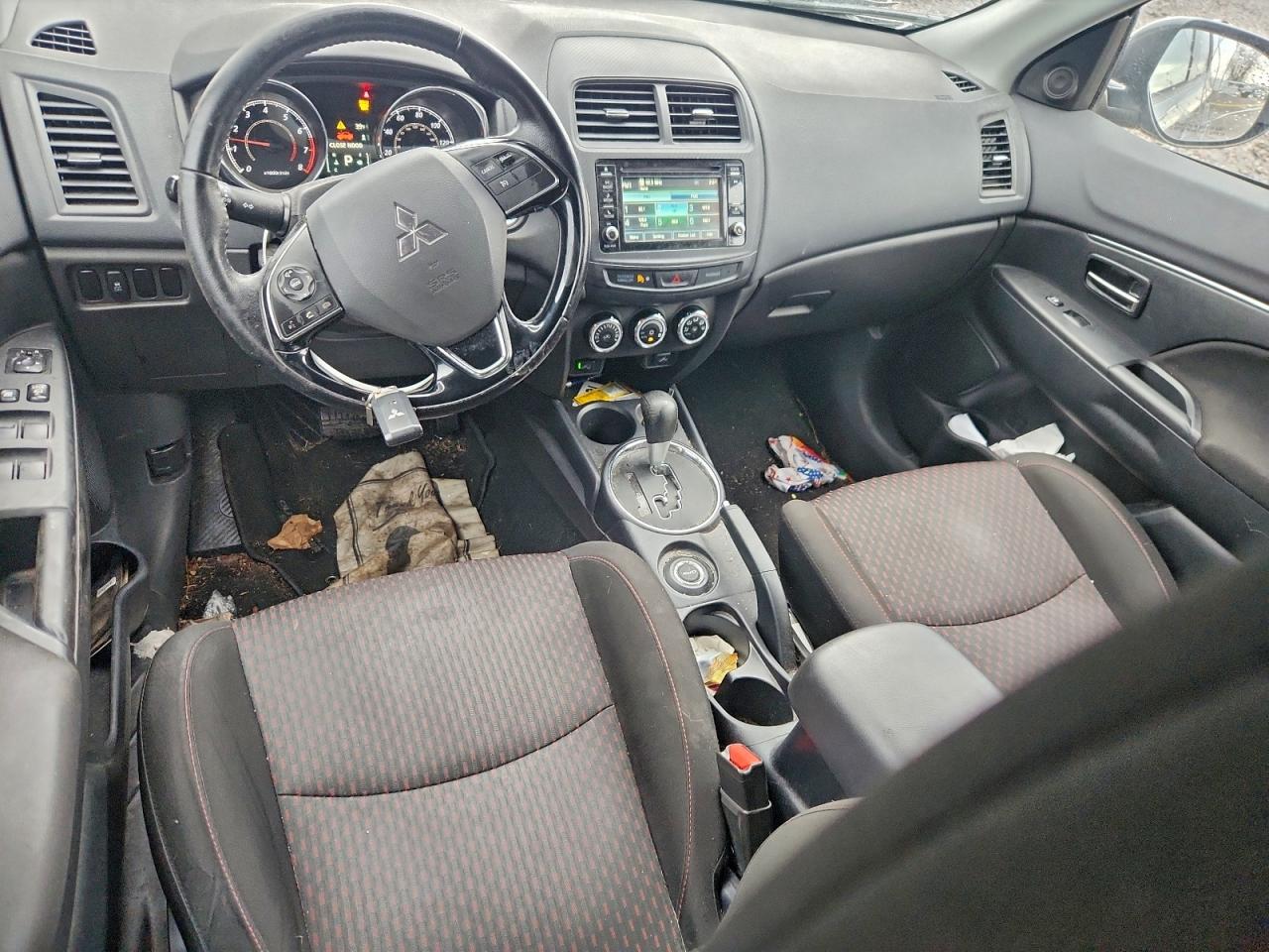 2016 MITSUBISHI OUTLANDER SPORT ES photo 8