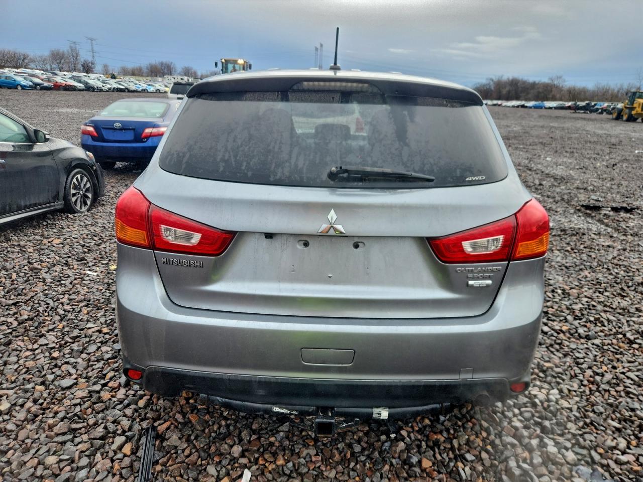 2016 MITSUBISHI OUTLANDER SPORT ES photo 6
