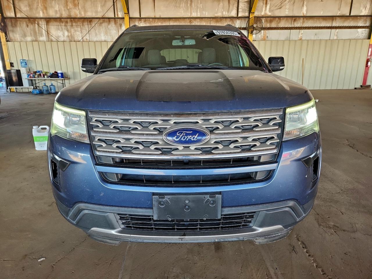 2018 FORD EXPLORER XLT photo 5