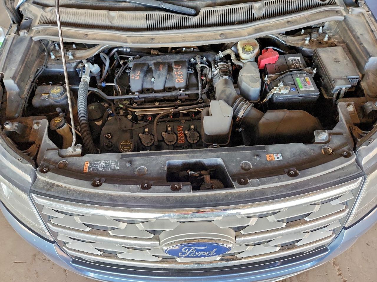 2018 FORD EXPLORER XLT photo 12