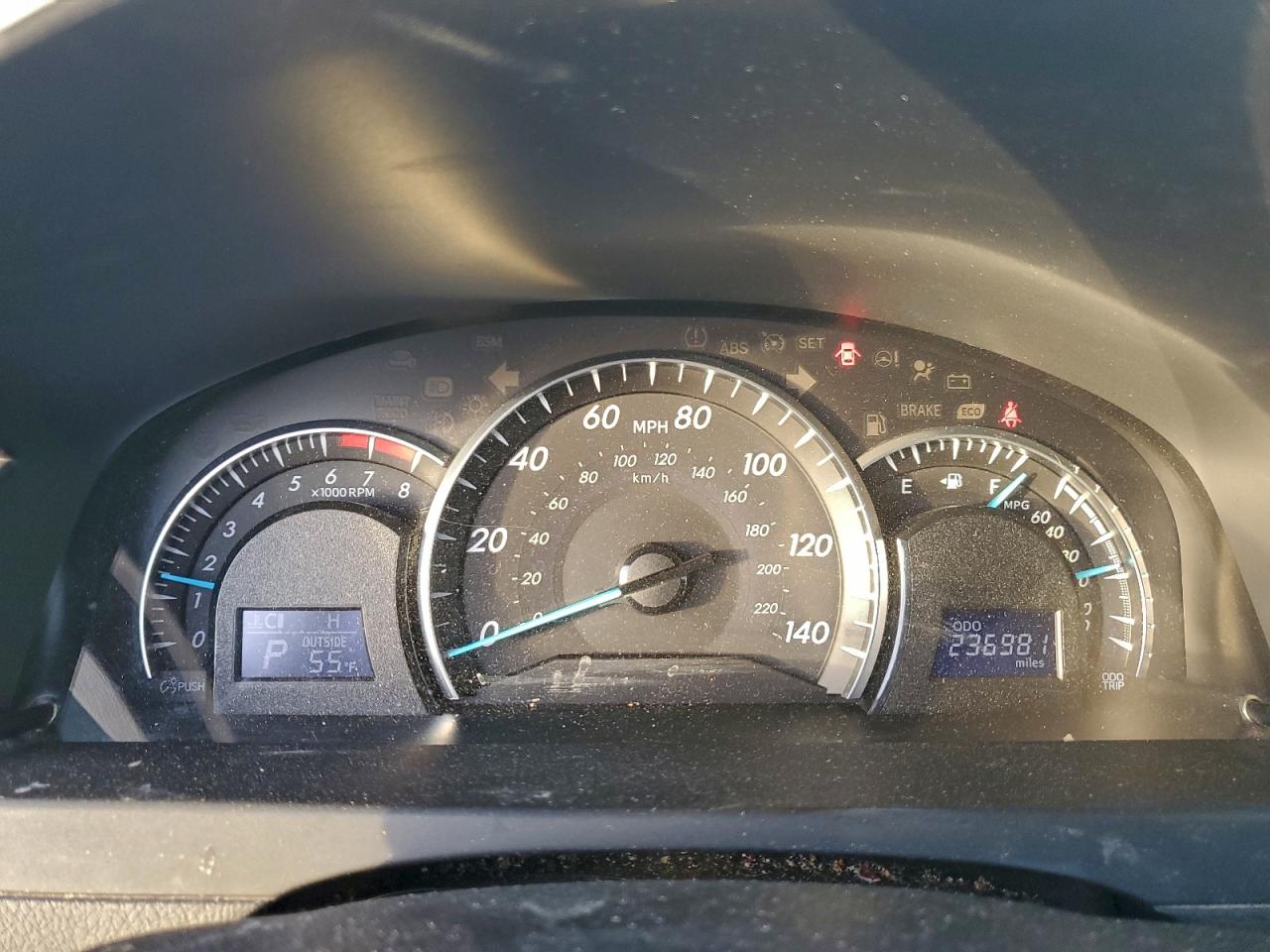 2012 TOYOTA CAMRY BASE photo 9