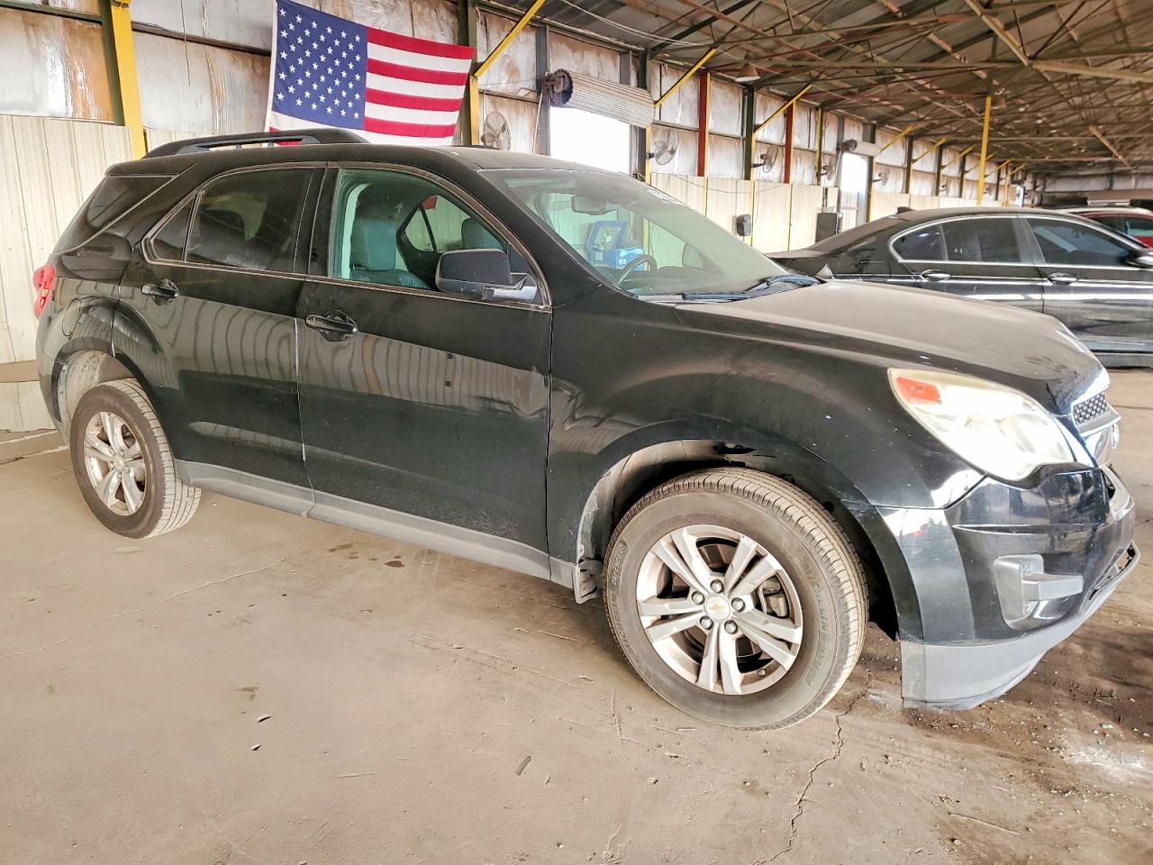 2015 CHEVROLET EQUINOX LT photo 4