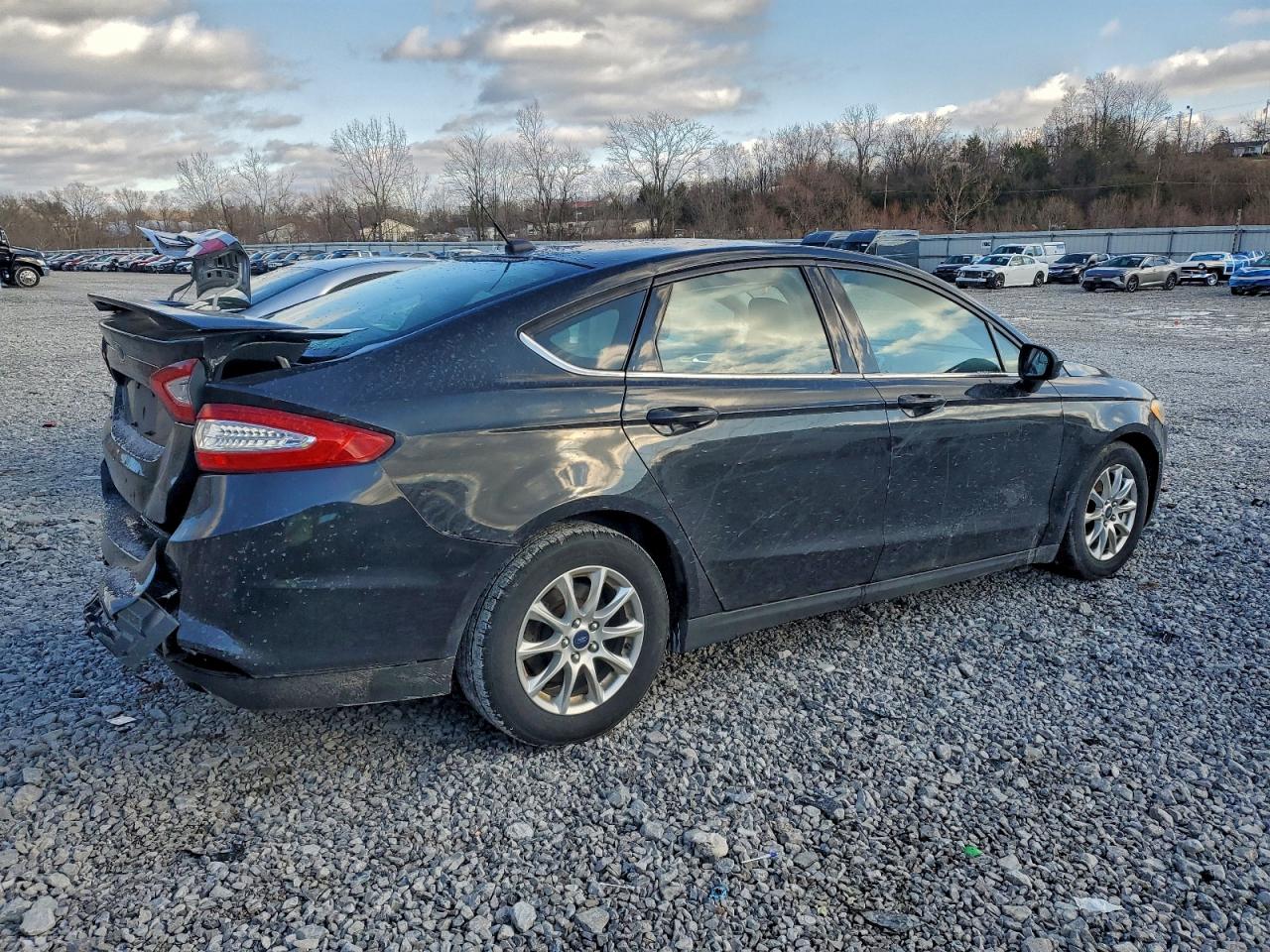 2015 FORD FUSION S photo 3