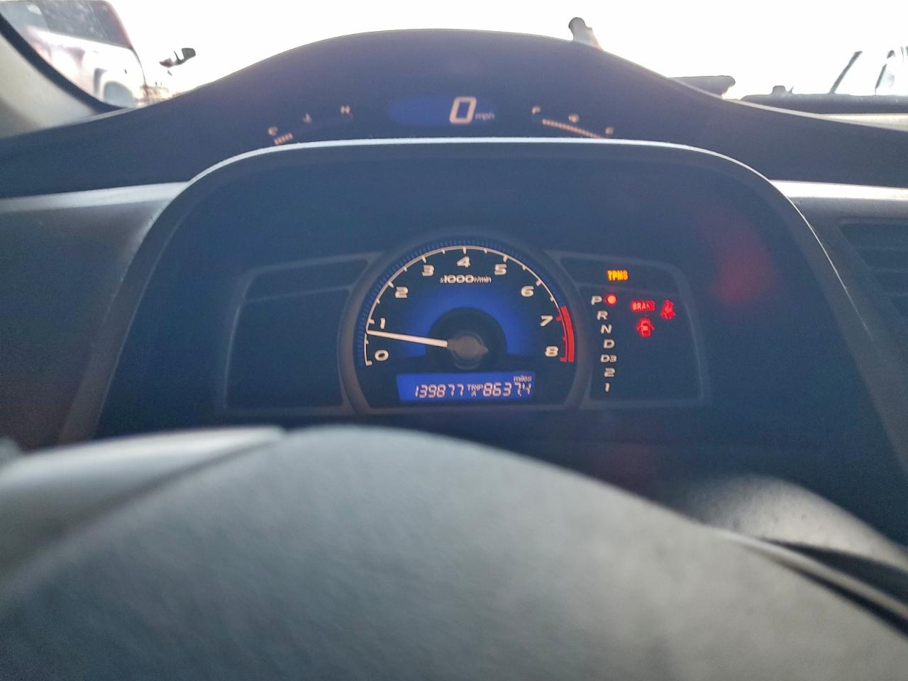 2010 HONDA CIVIC LX photo 9